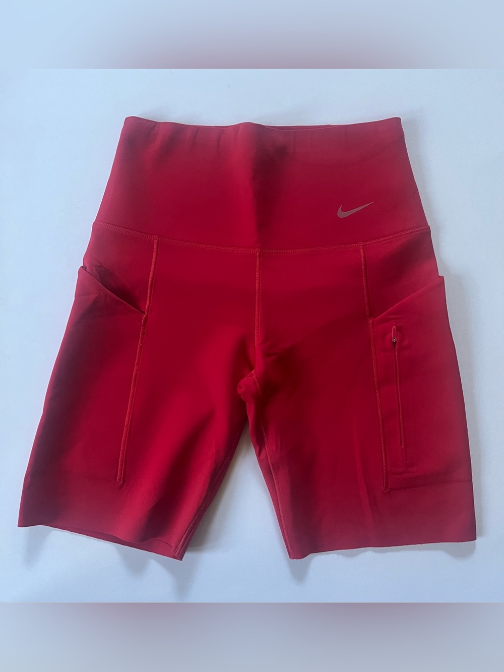Nike Women's Go Dri-Fit
Firm Support High-Waist 8"
Red Biker Shorts Sz S